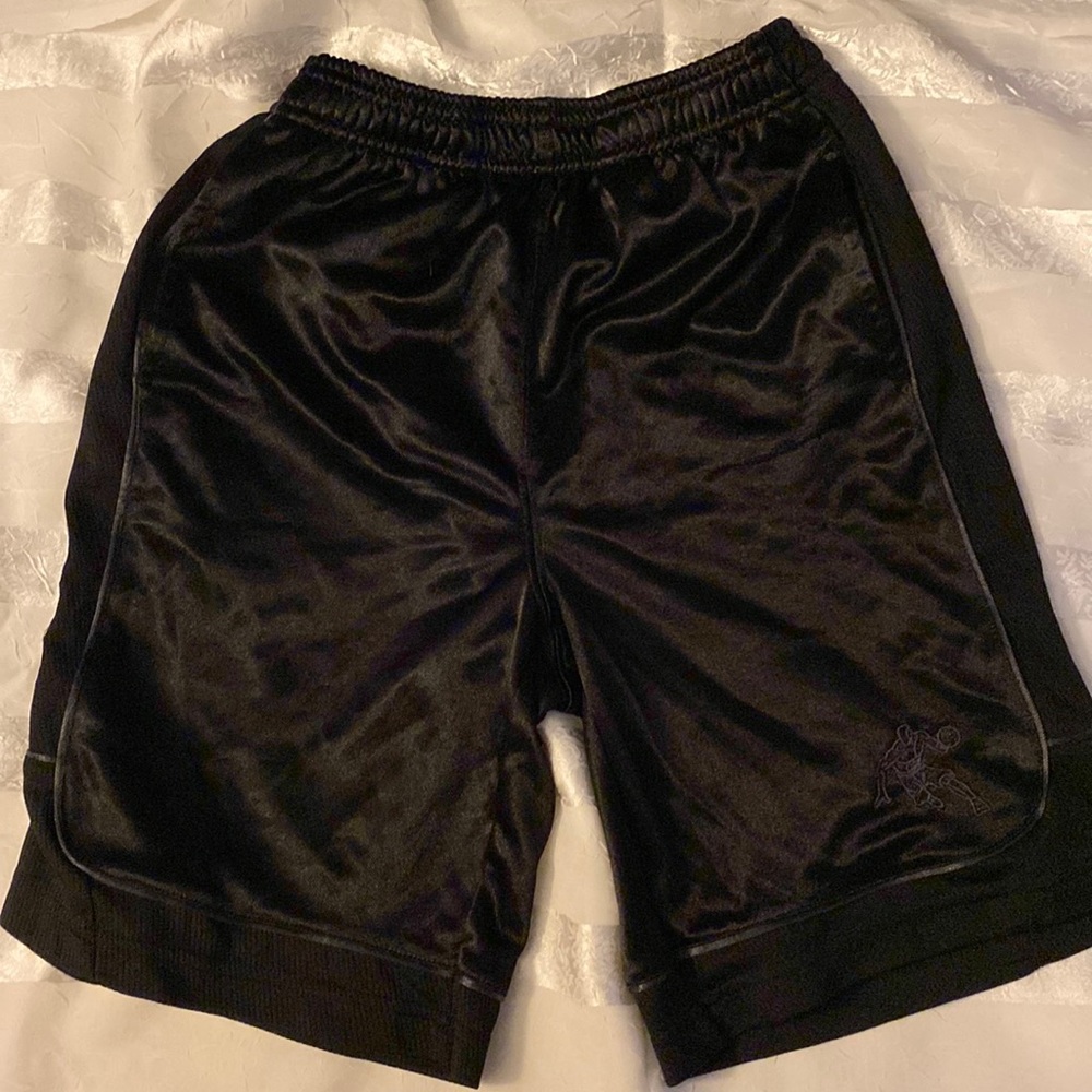 And1 boys basketball shorts with pockets